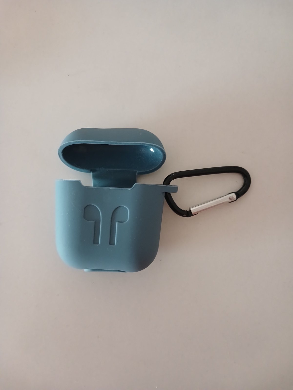 Cache air pods