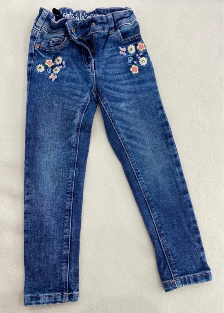 Jean C&A avec broderie florale 3-4 ans 