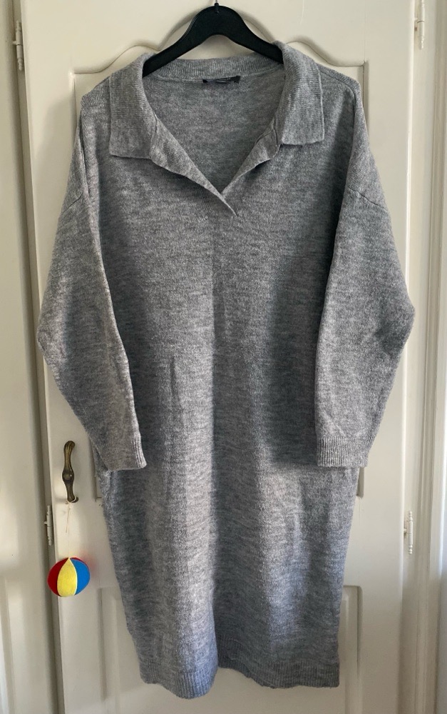 Pull robe gris 