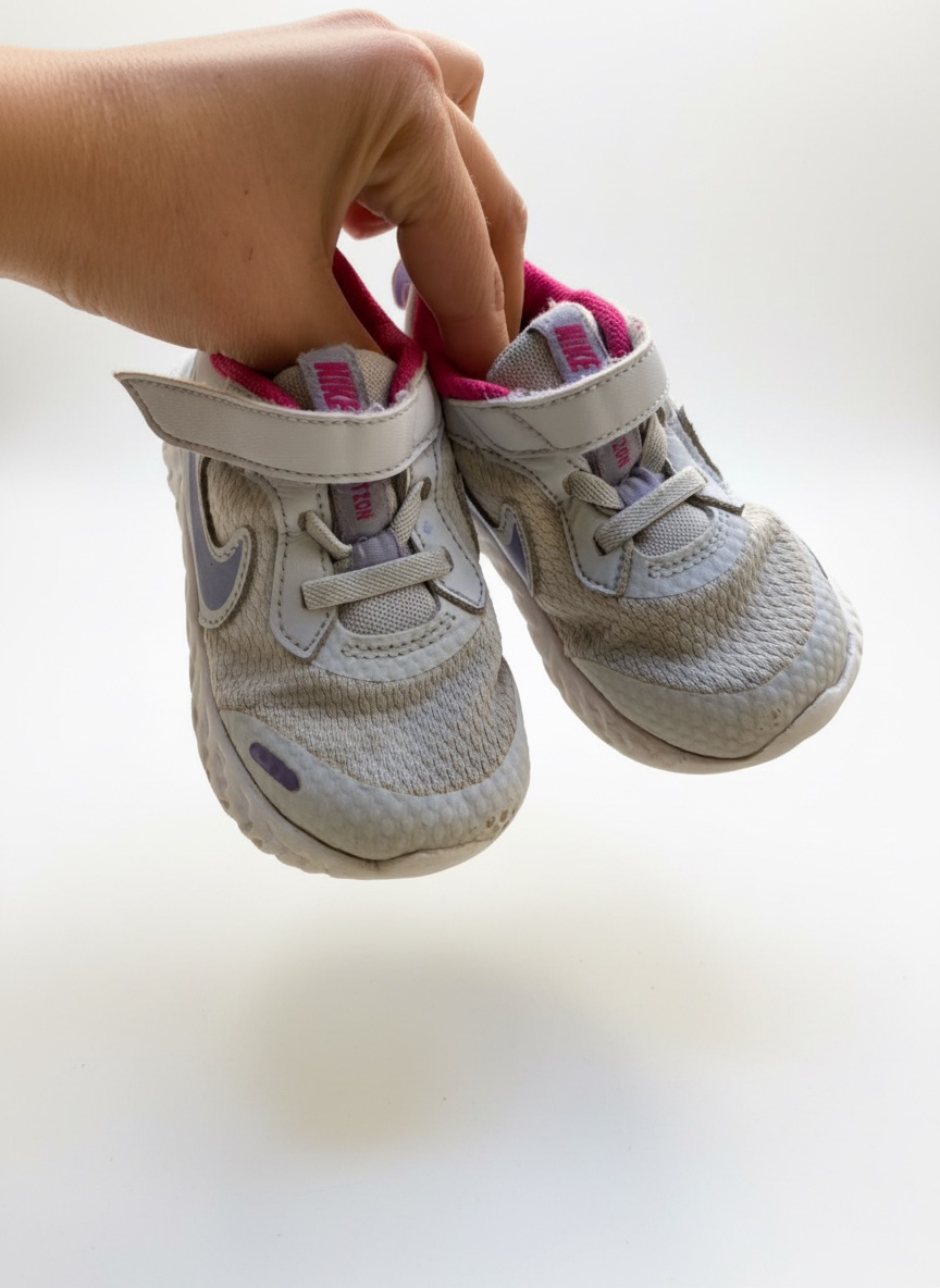 Baskets Nike Gris et Rose pt 23.5 