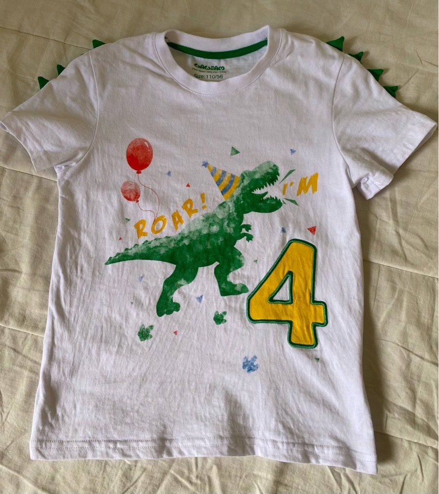 T-Shirt pour anniversaire 🦖4 ans 🦖🎂🎉