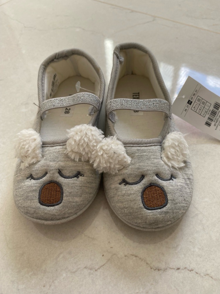Chaussons gris 