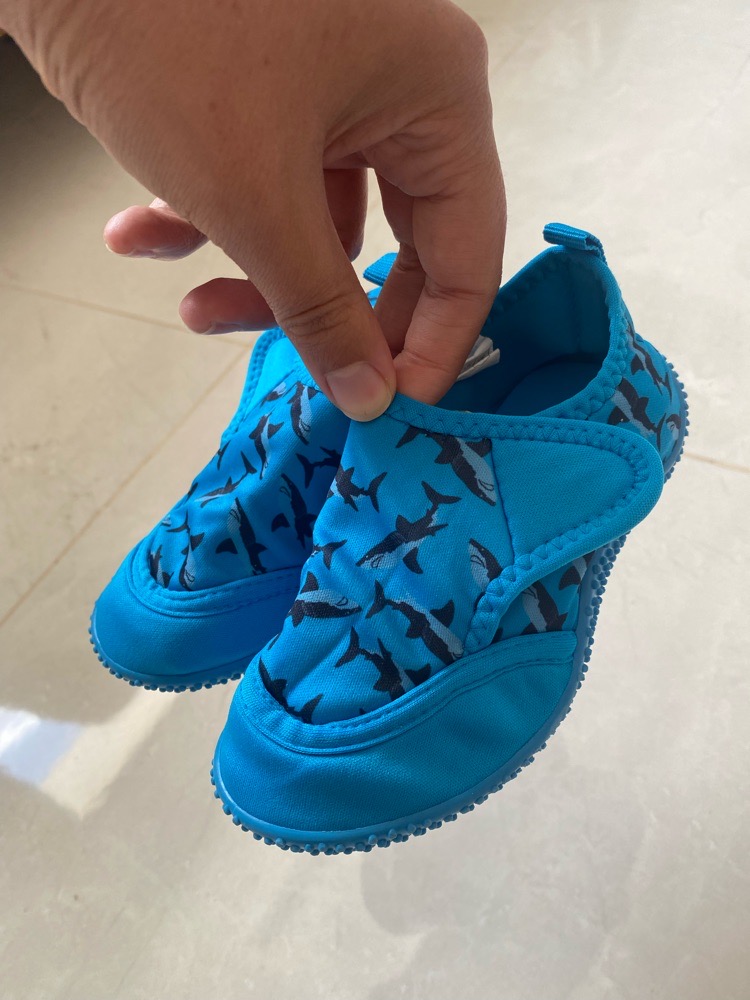 Chaussures aquatiques 🏖️🏊‍♂️