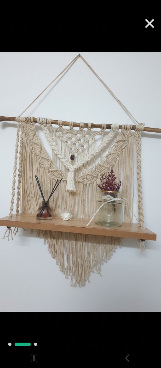 Macramé dimension 30×50 cm w planche 30 ×15 cm 
