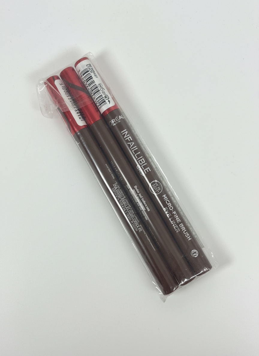 Lot 3crayon L'oreal 