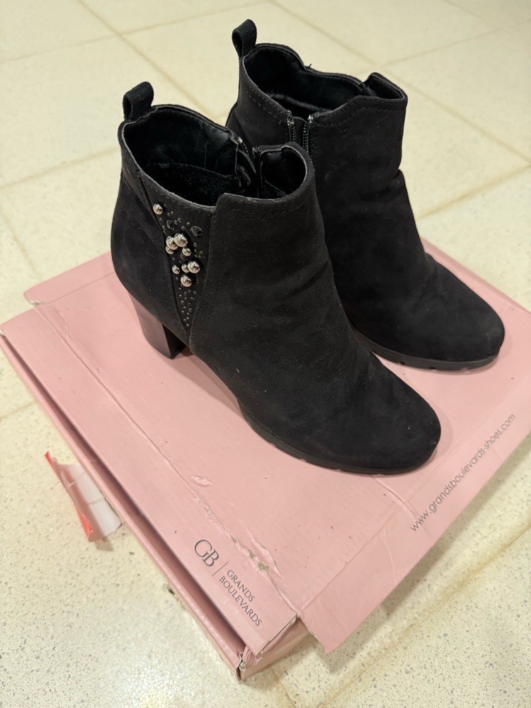 Bottine noire neuf 