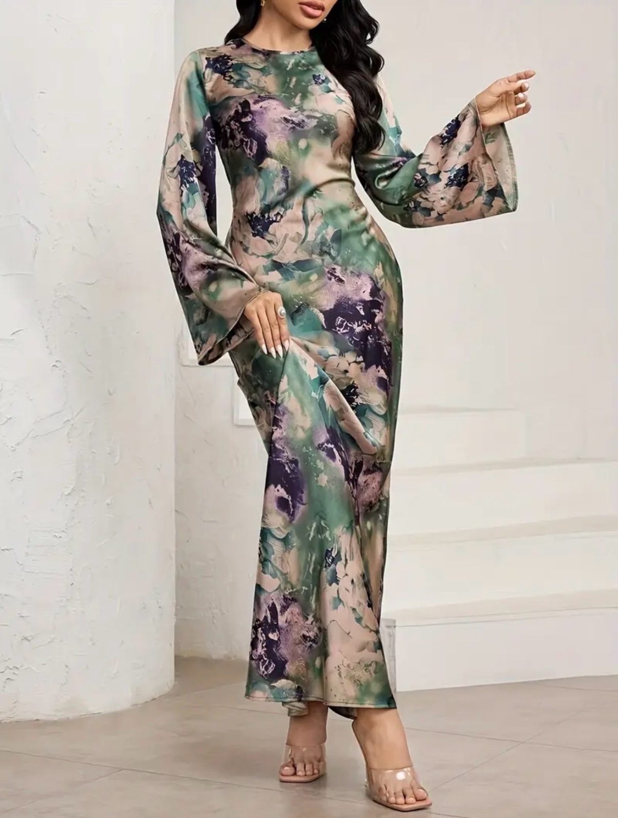 Robe longue avec manches evasee
