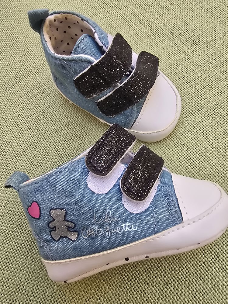 Converse nouveau nee