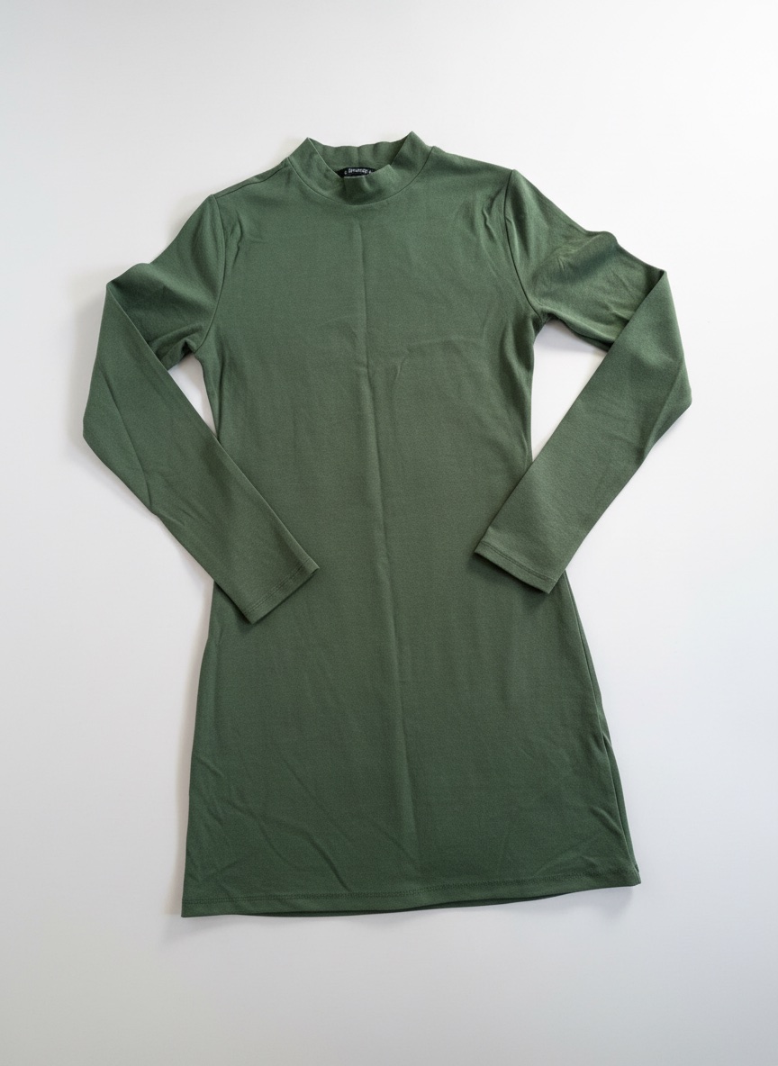 Robe vert Stradivarius