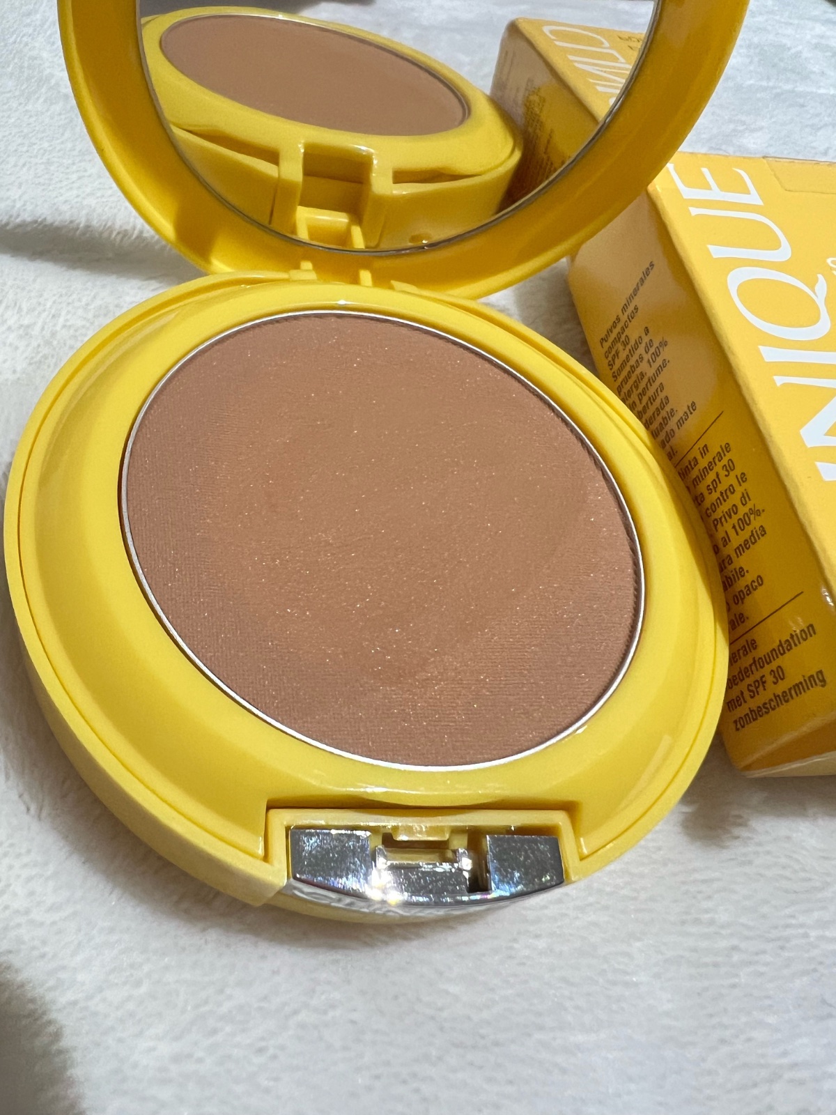 Clinique 