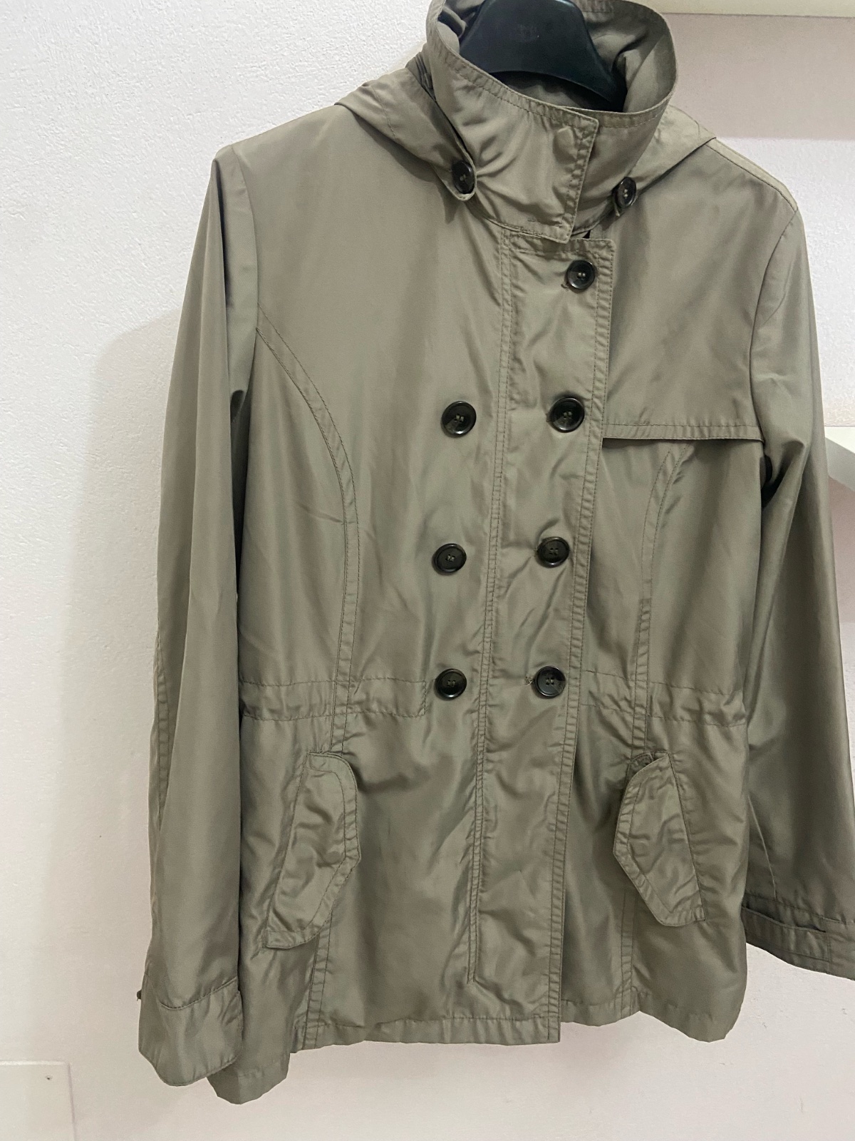 Trench greige