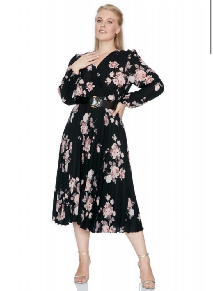 Satin floral dress / robe satin florale 
