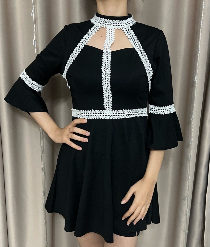 Robe noir classic