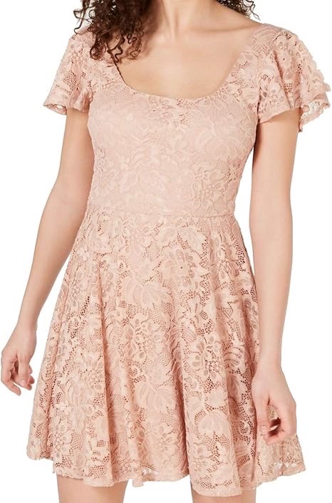 Robe dentelle beige rosé 