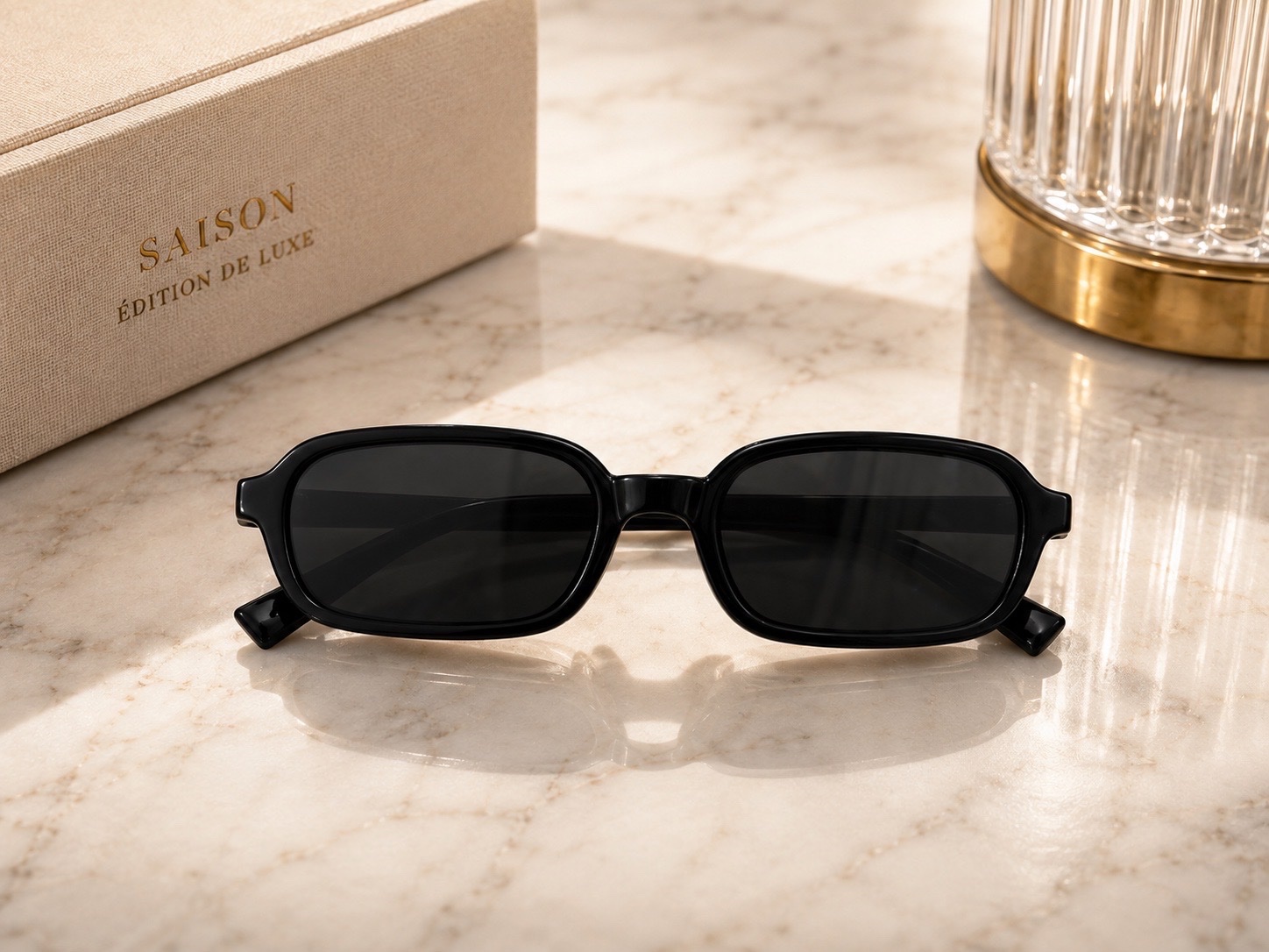 Lunettes de soleil rectangulaires noires 🕶️