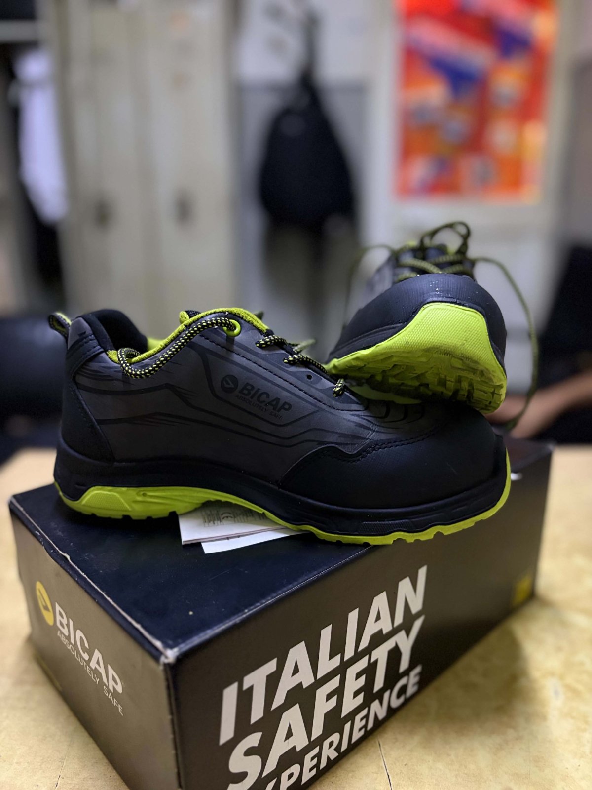 Chaussure de travaille a la marque Bicap italy 