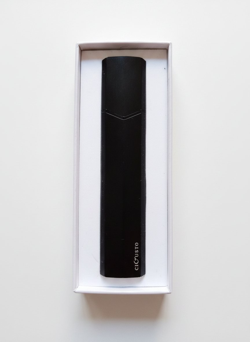 Vape ciGusto rechargeable, compacte et élégante, offrant une vapeur douce et un goût intense