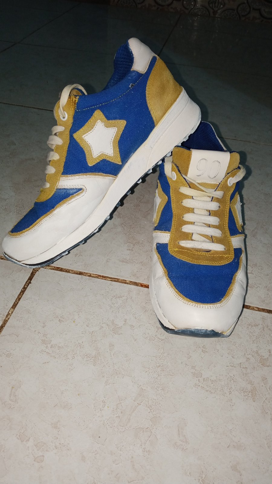 Sneakers style rétro Atlantic Stars en très bon état