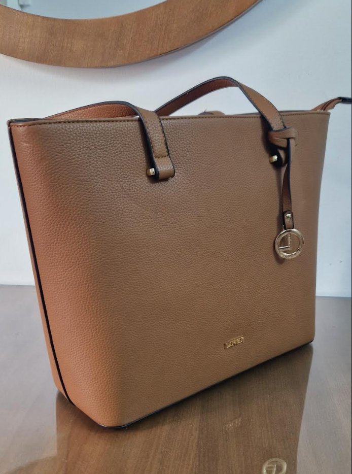 Sac à main femme marron camel – élégant et pratique – jamais porté