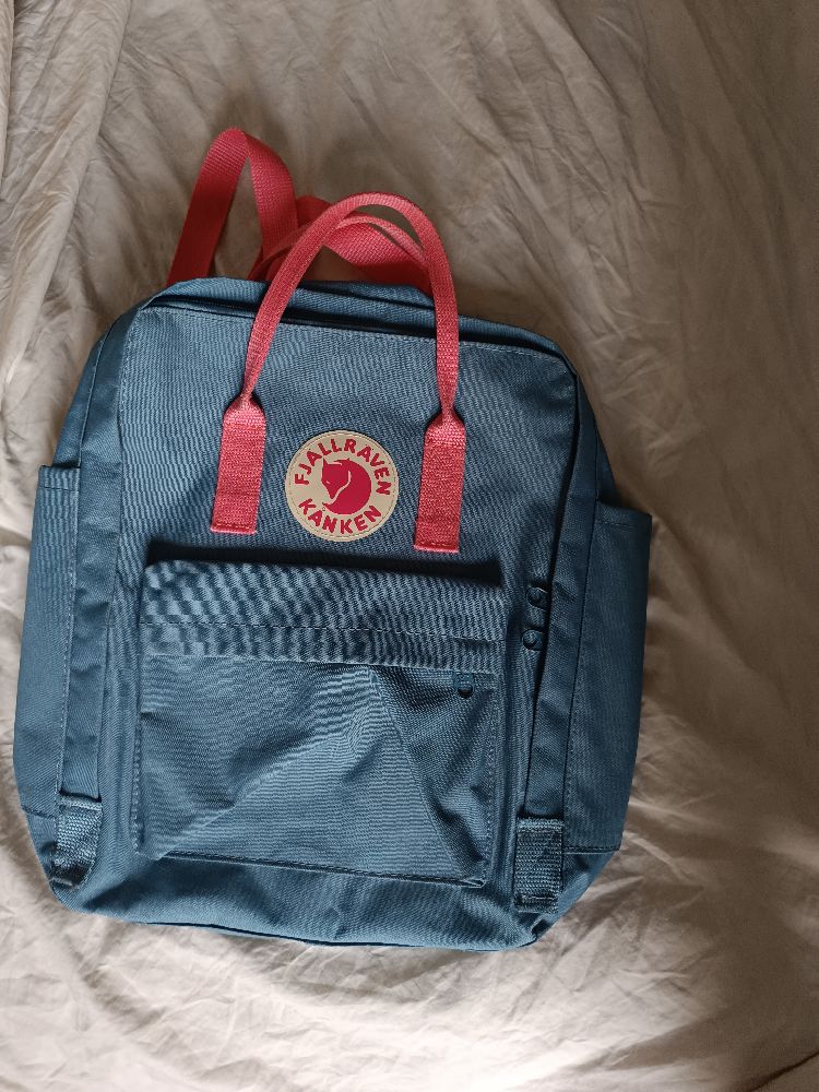 Sac à dos fjallraven kanken bleu