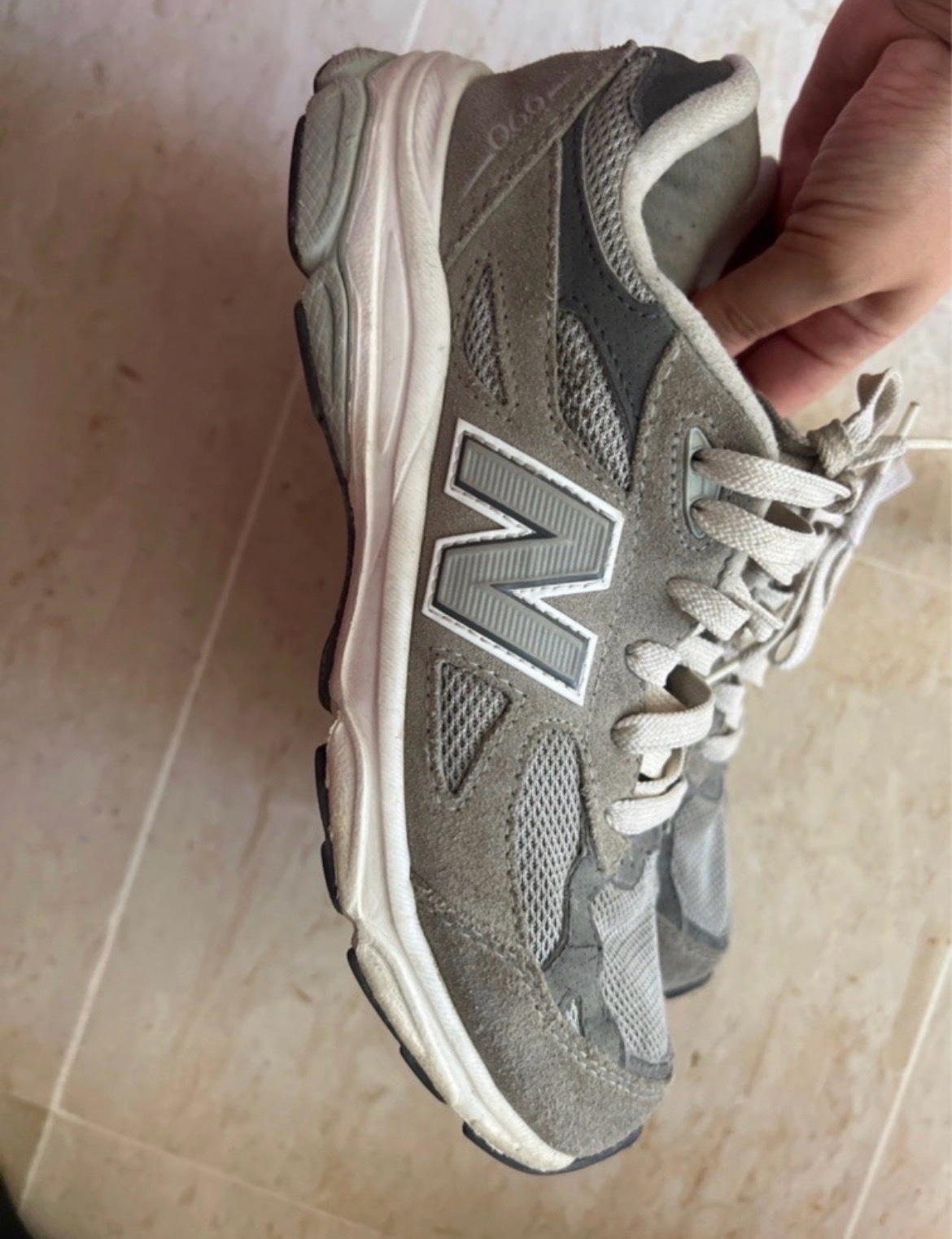 Des baskets new balance  990 