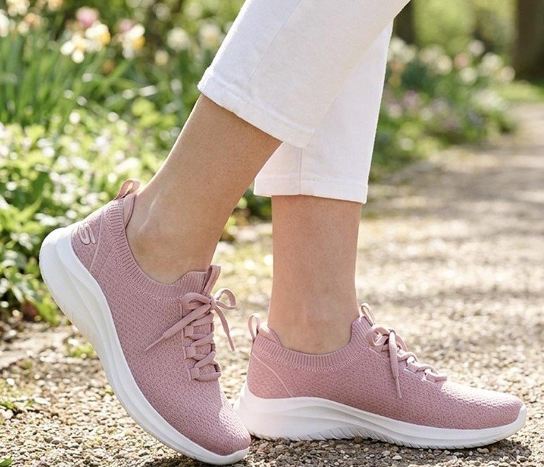 Skechers Breathable lace up trainer