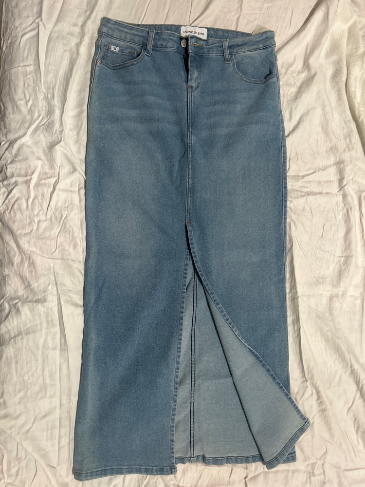 Jupe jeans de la marque calvin klein  