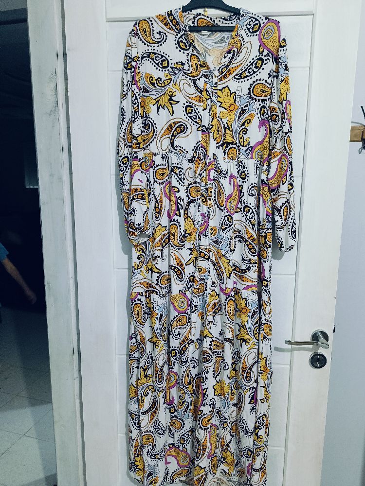 Robe longue très jolie 😍😍