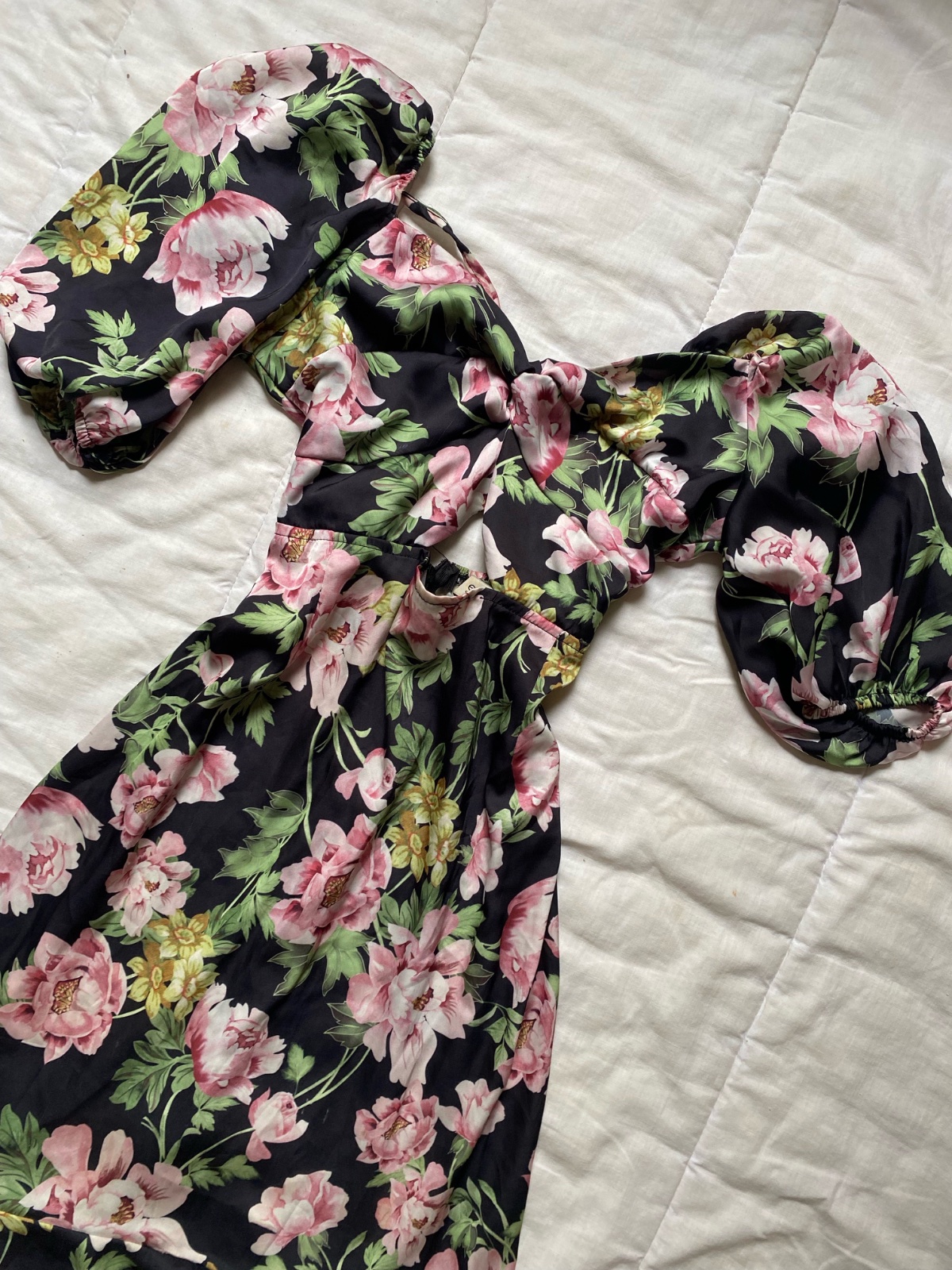 Robe satinée