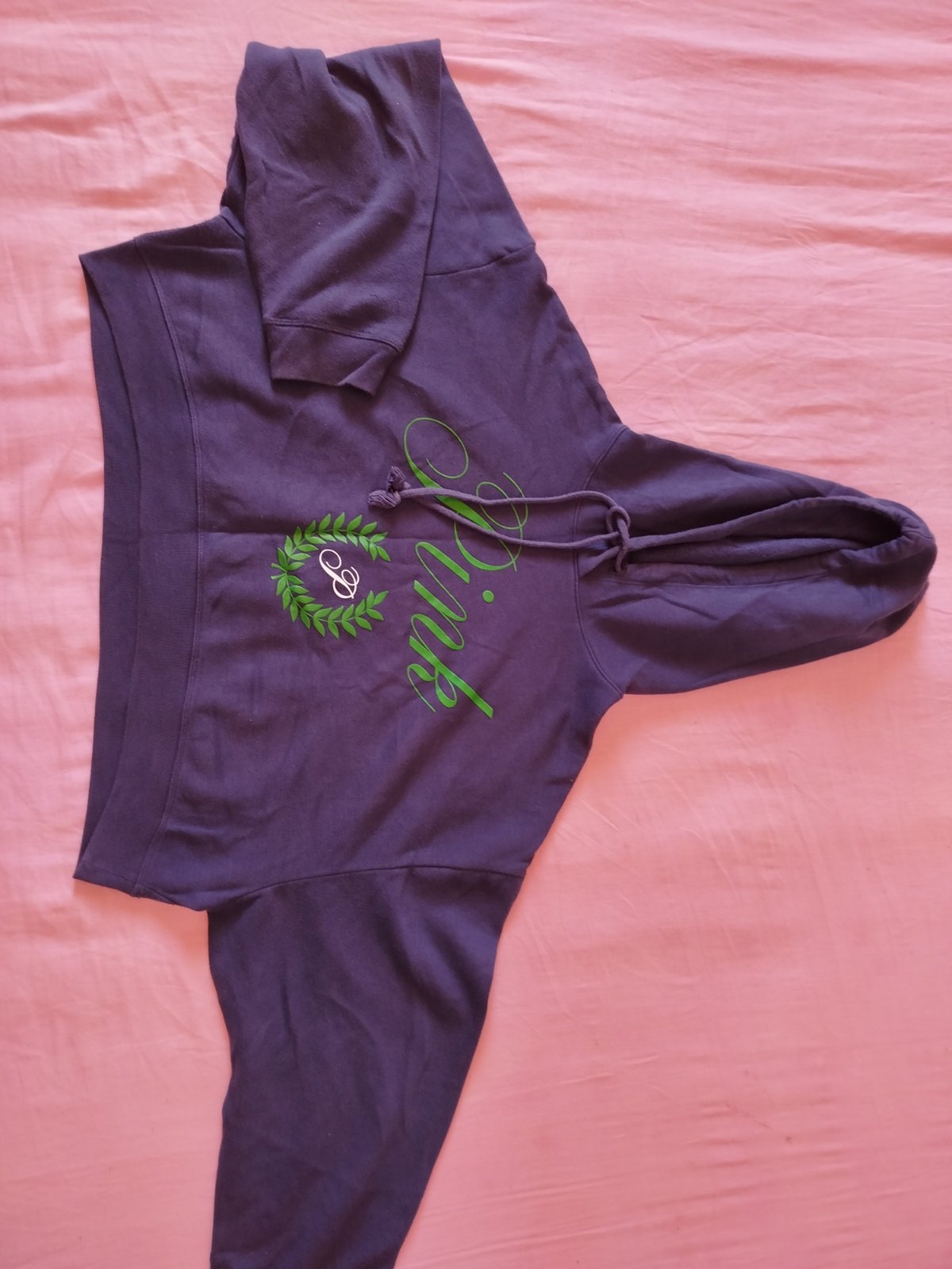 Cropped oversized hoodie 