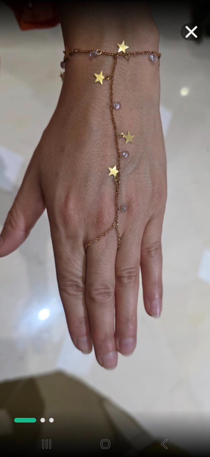 Deux bracelets 