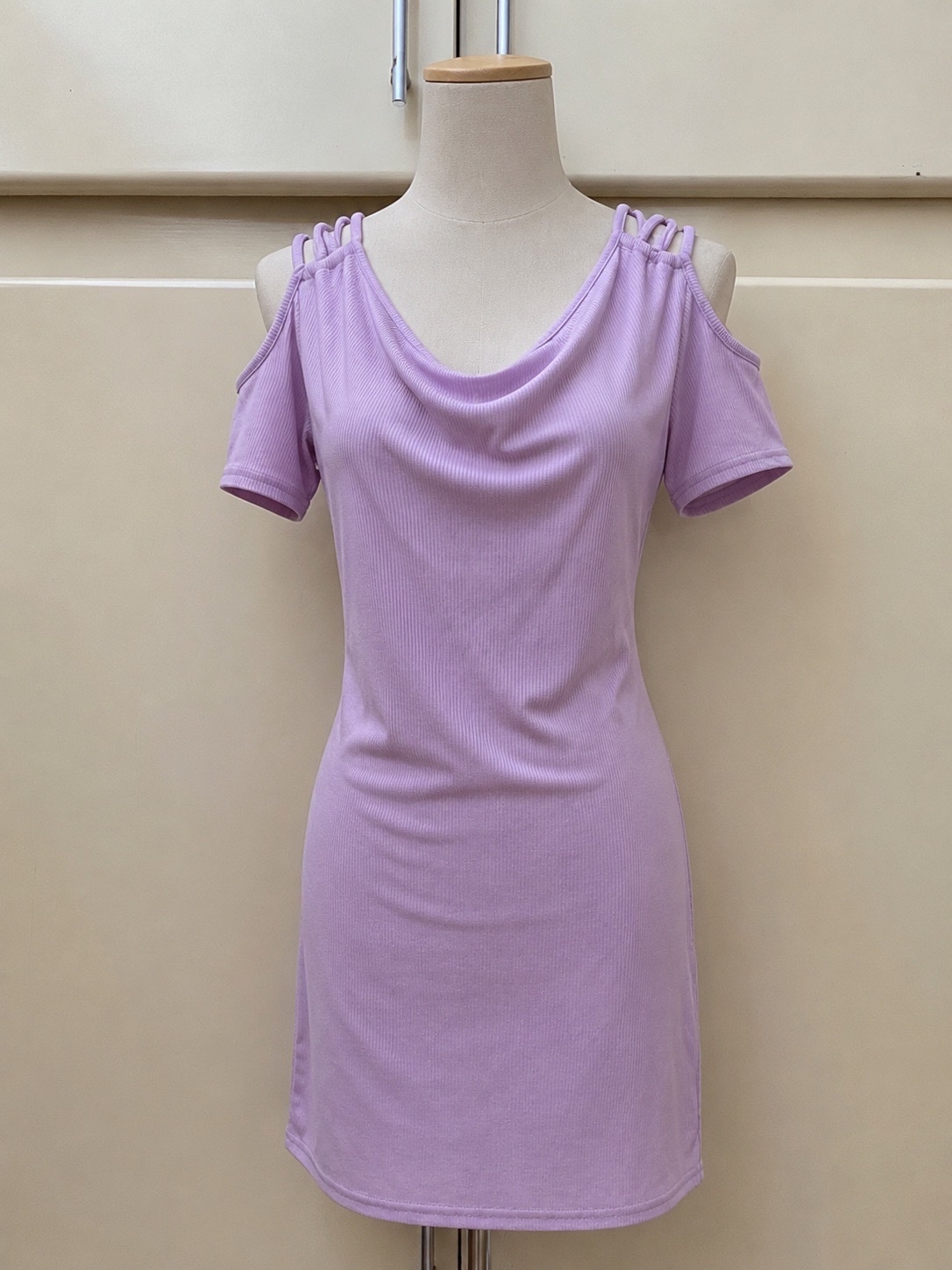 Robe violet 