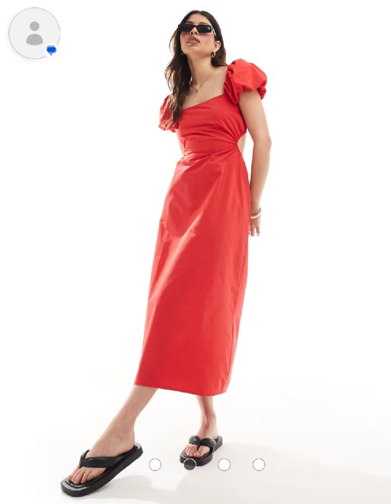 Robe rouge stradivarius  taille l 