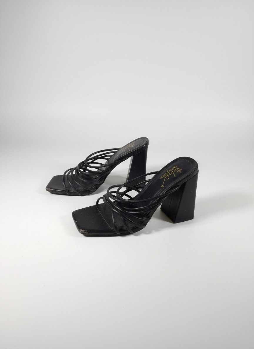 Mules à talons noires