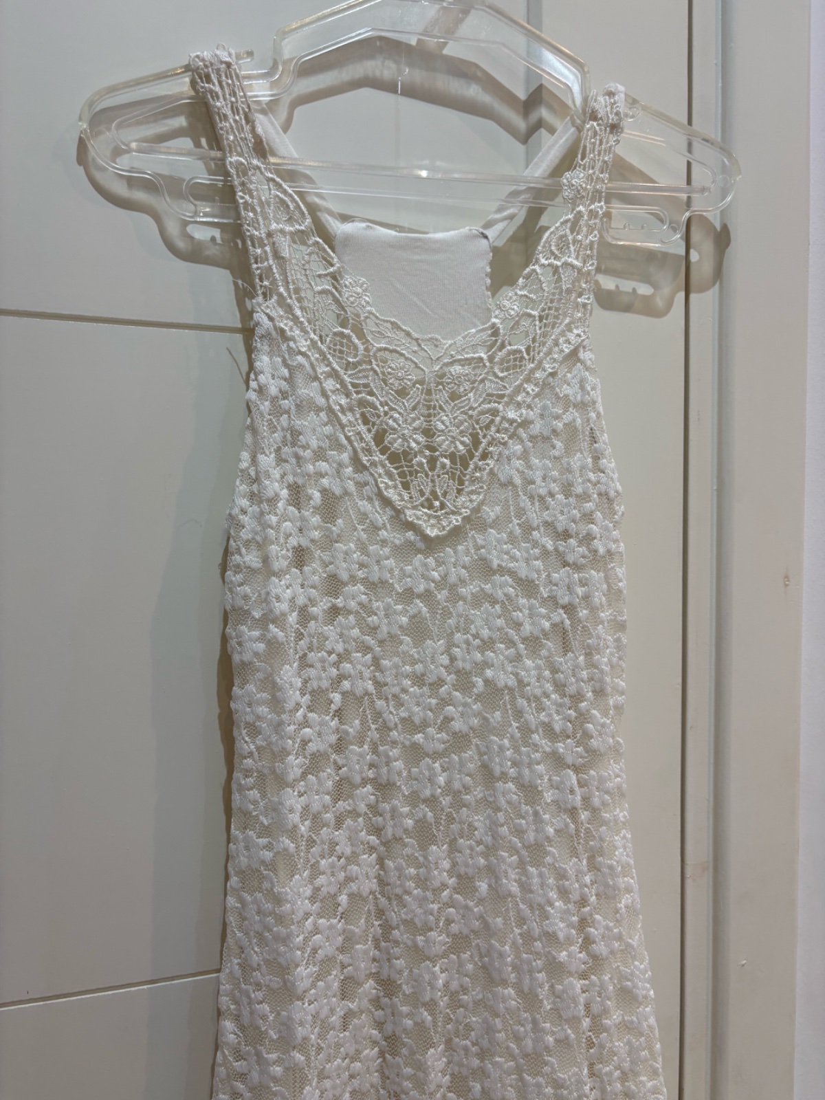 Robe soirée blanche en dentelle 