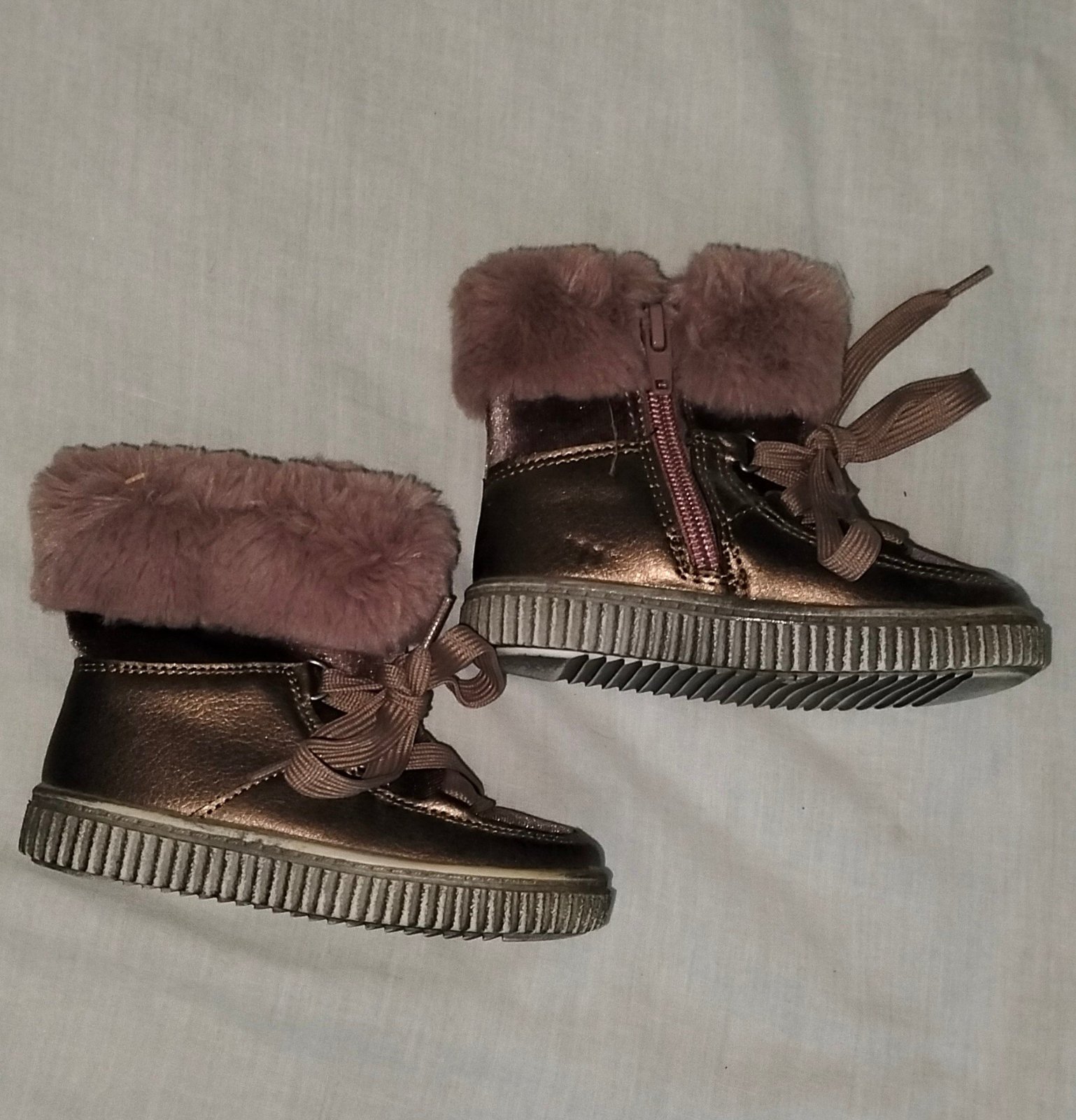 Bottines d'hiver T22 métallisées bronze
