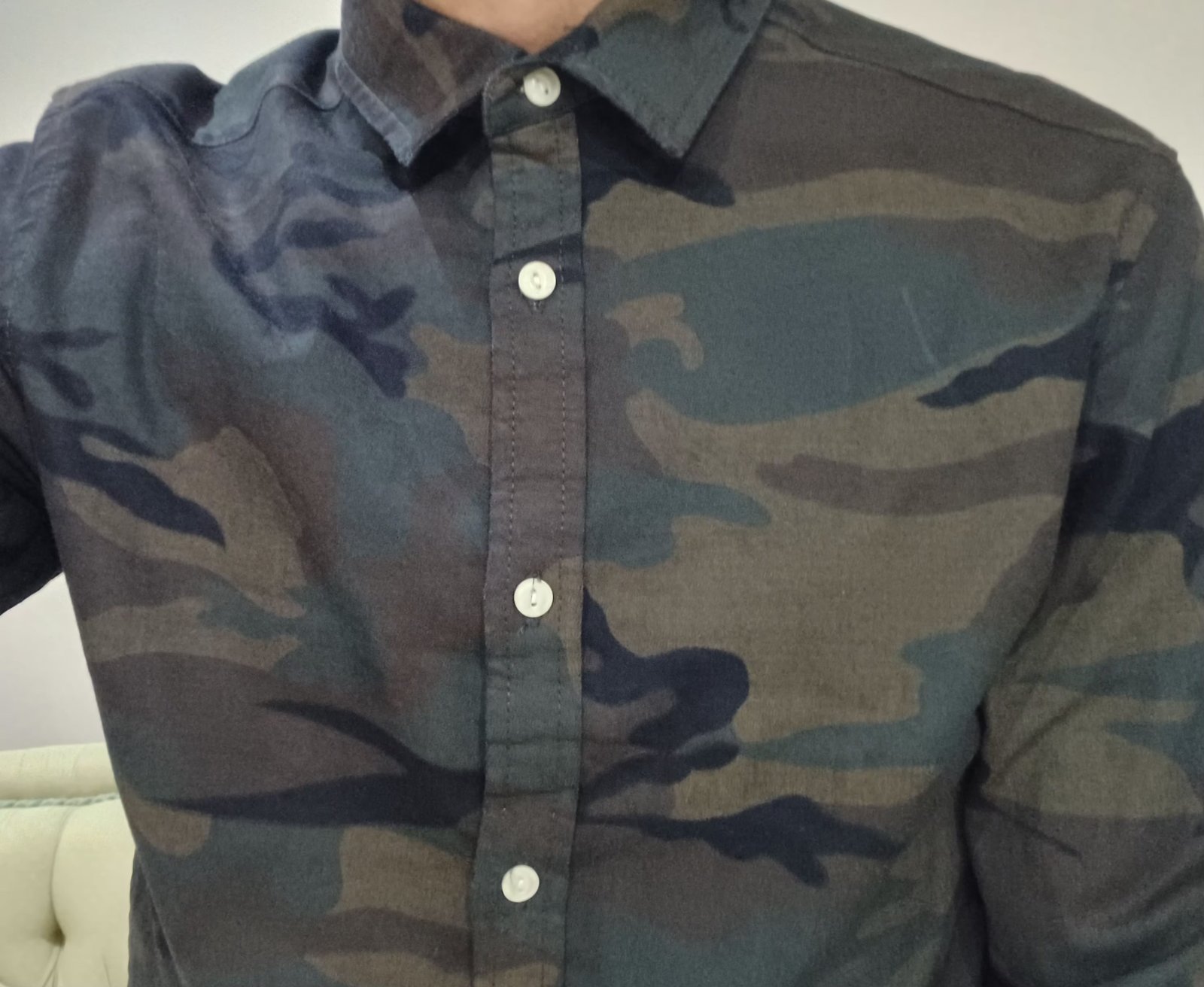 Chemise neuf . Marque Asos. Taille M/s+