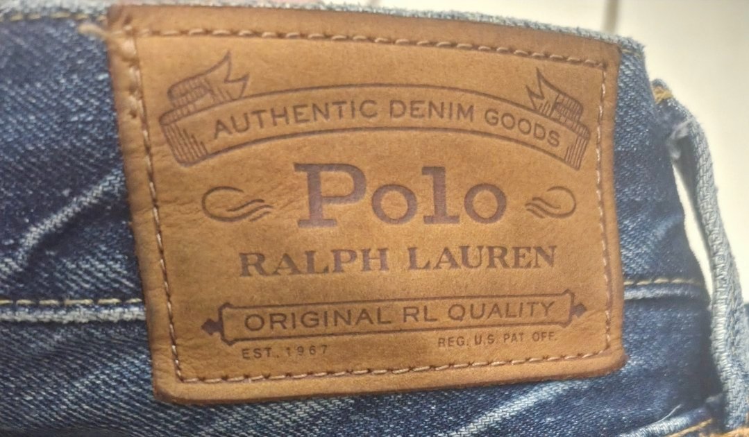 Ralph Lauren polo. Taille w 30 L 32 . Etat neuf 