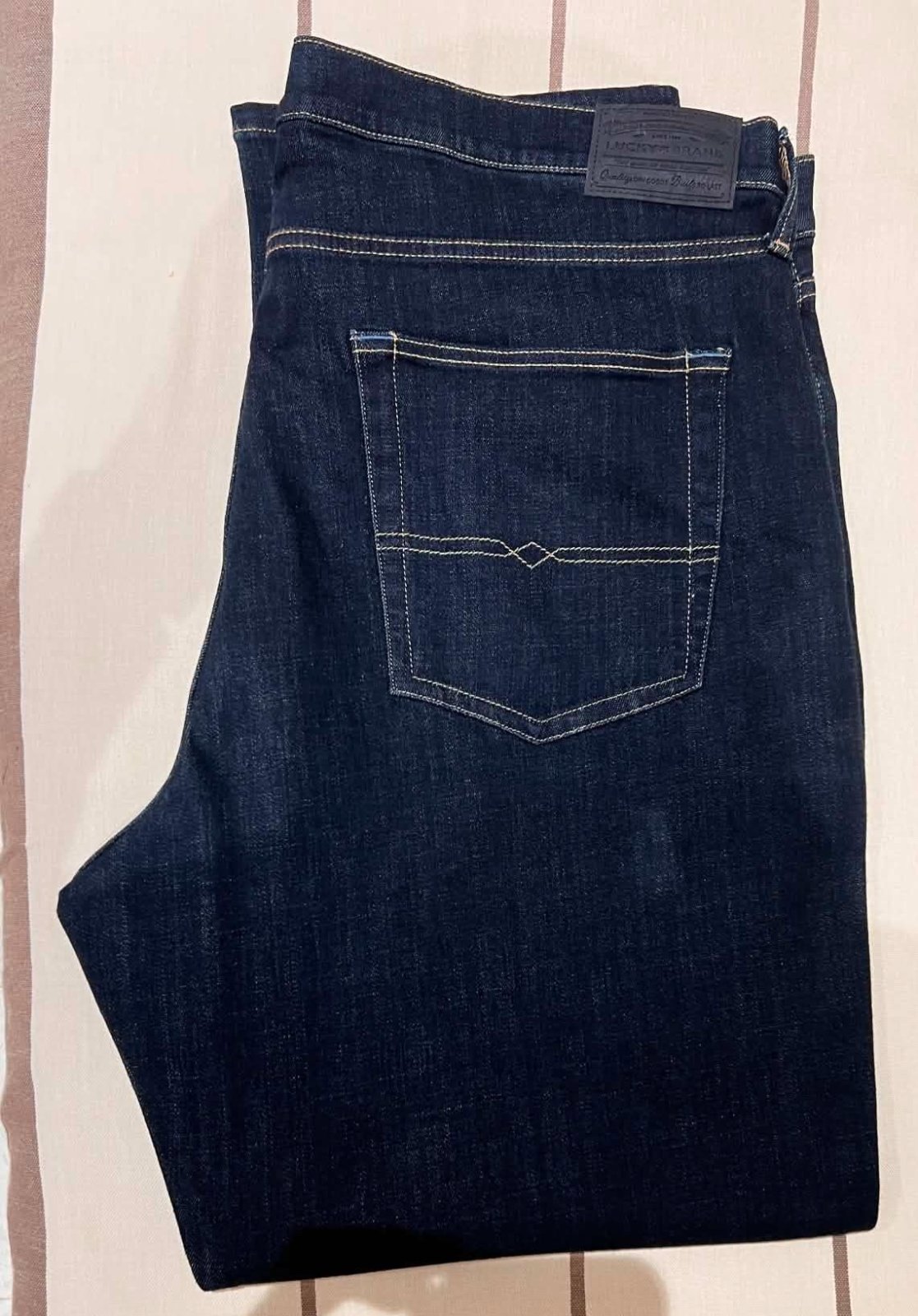 Kean lucky brand. Grande taille. Comfortable et stretchy 