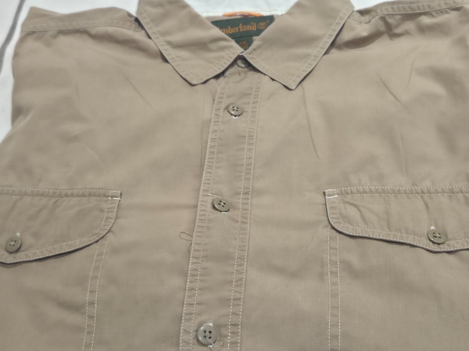 Timberland sur chemise. Taille 2xL 