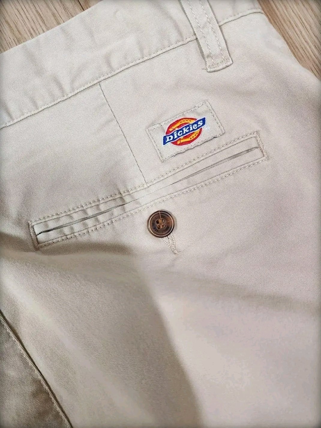 Pantalon Chino neuf . Dickies . Taille w 30 L 32 .