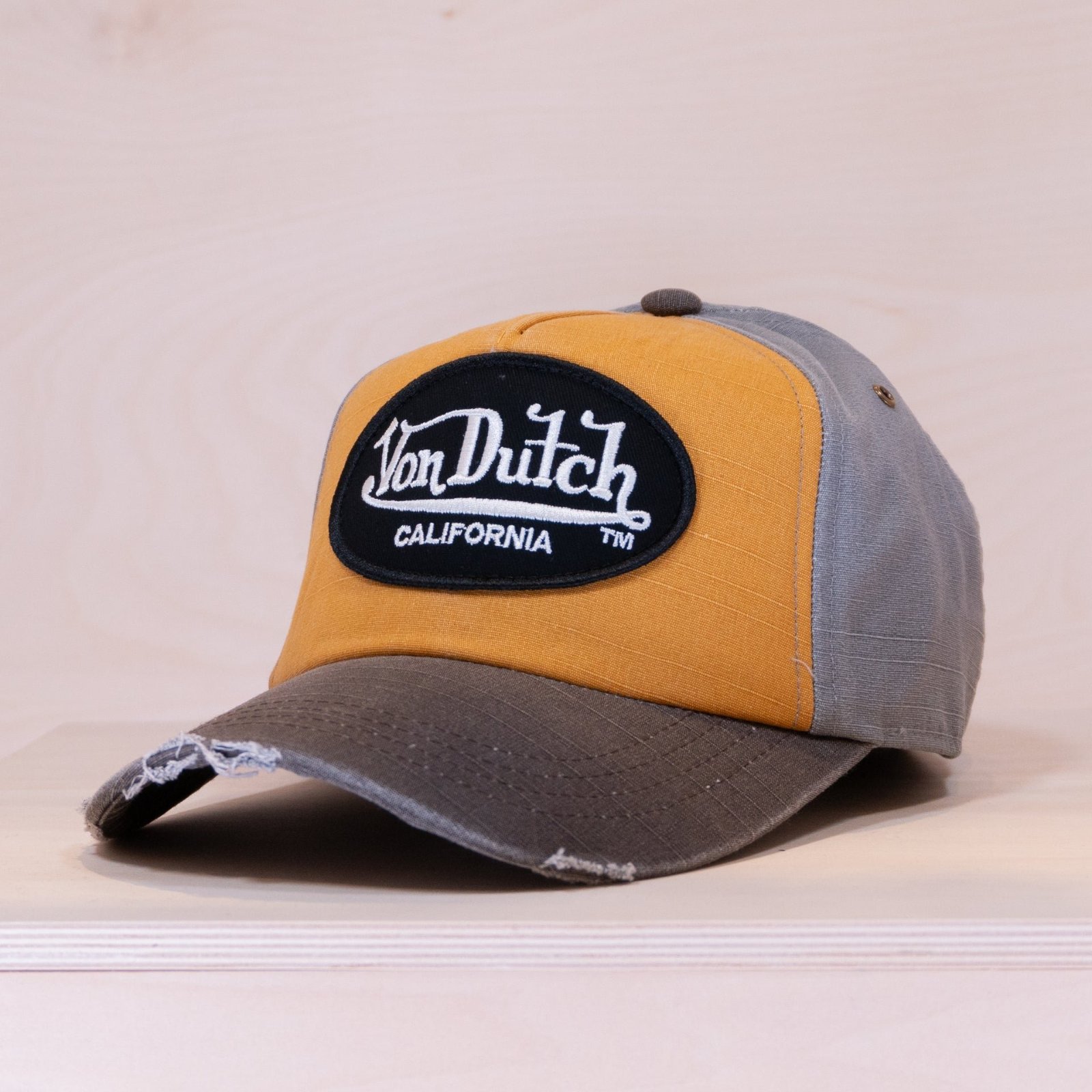 Casquette von dutch ®️ . Tailoe ajustable. ( Vintage ) 