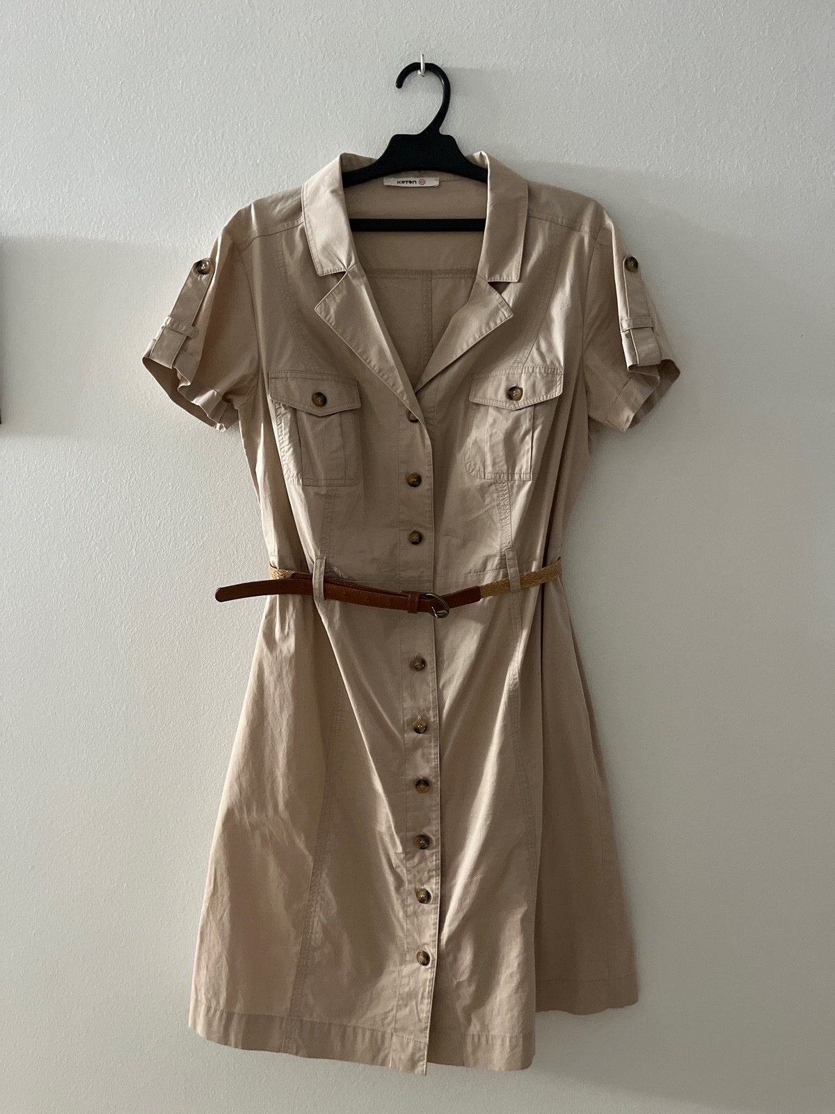Robe chemise beige 