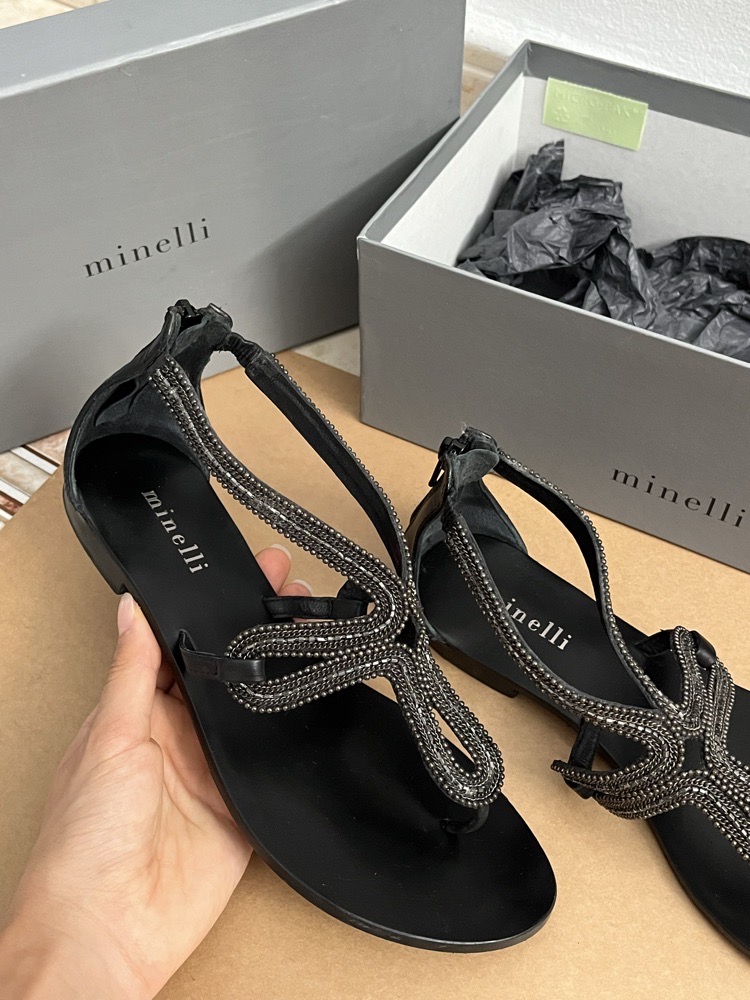Sandales noires Minelli