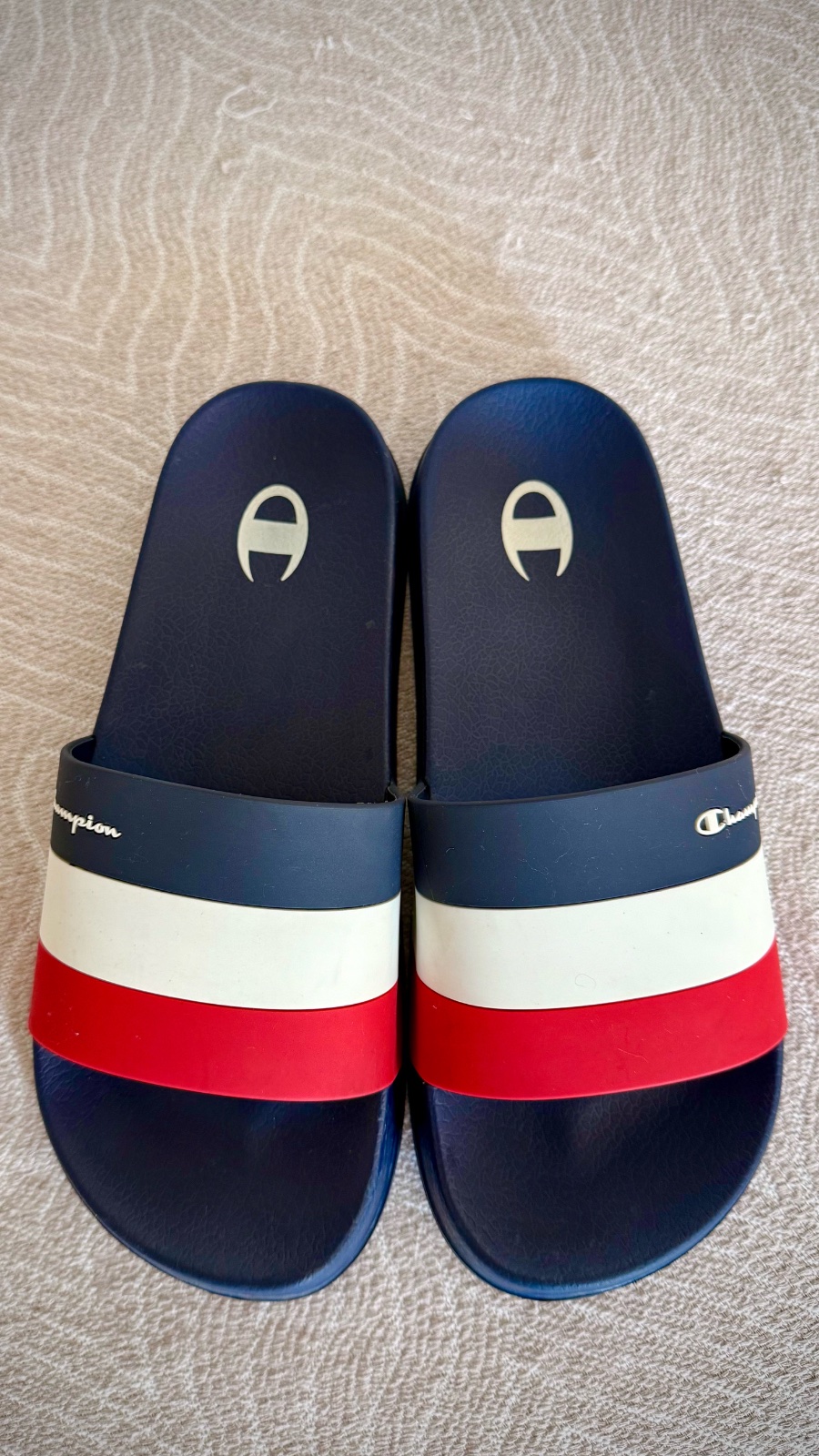 Claquette de la marque Champion 