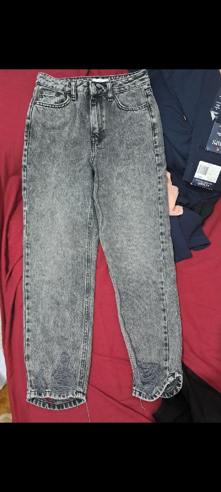 mom jeans