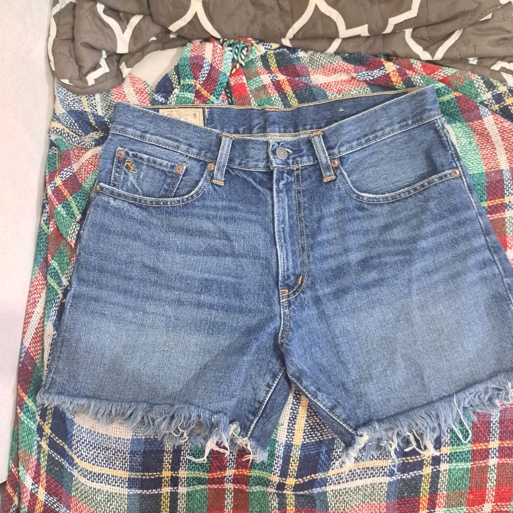Short neuf ralph à la mode 