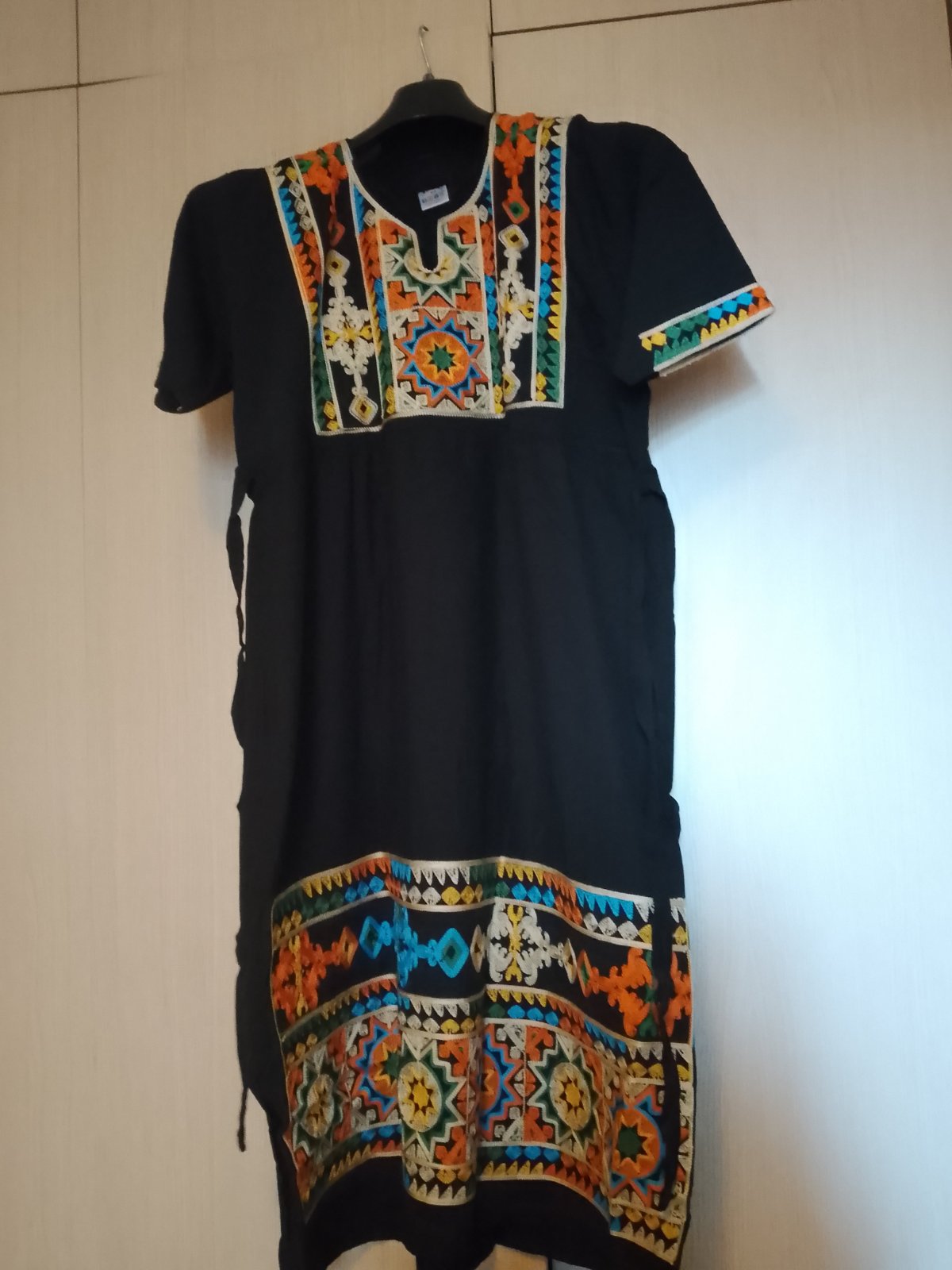 Robe égyptienne mi-longues 