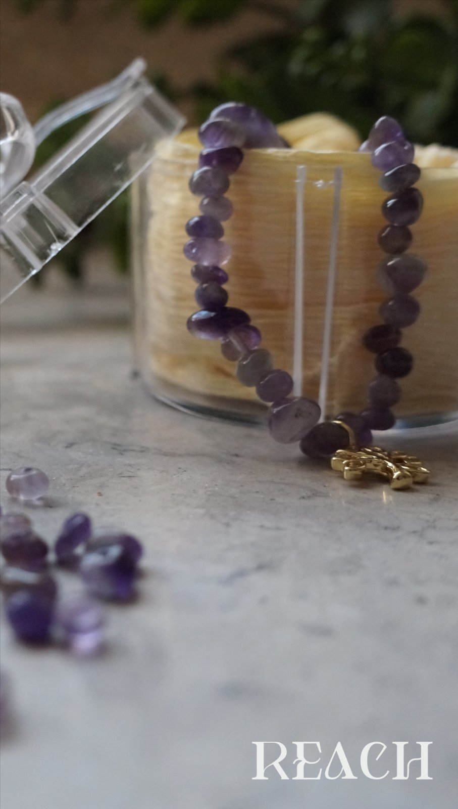 Bracelet en pièrres semi précieuses d’Améthyste