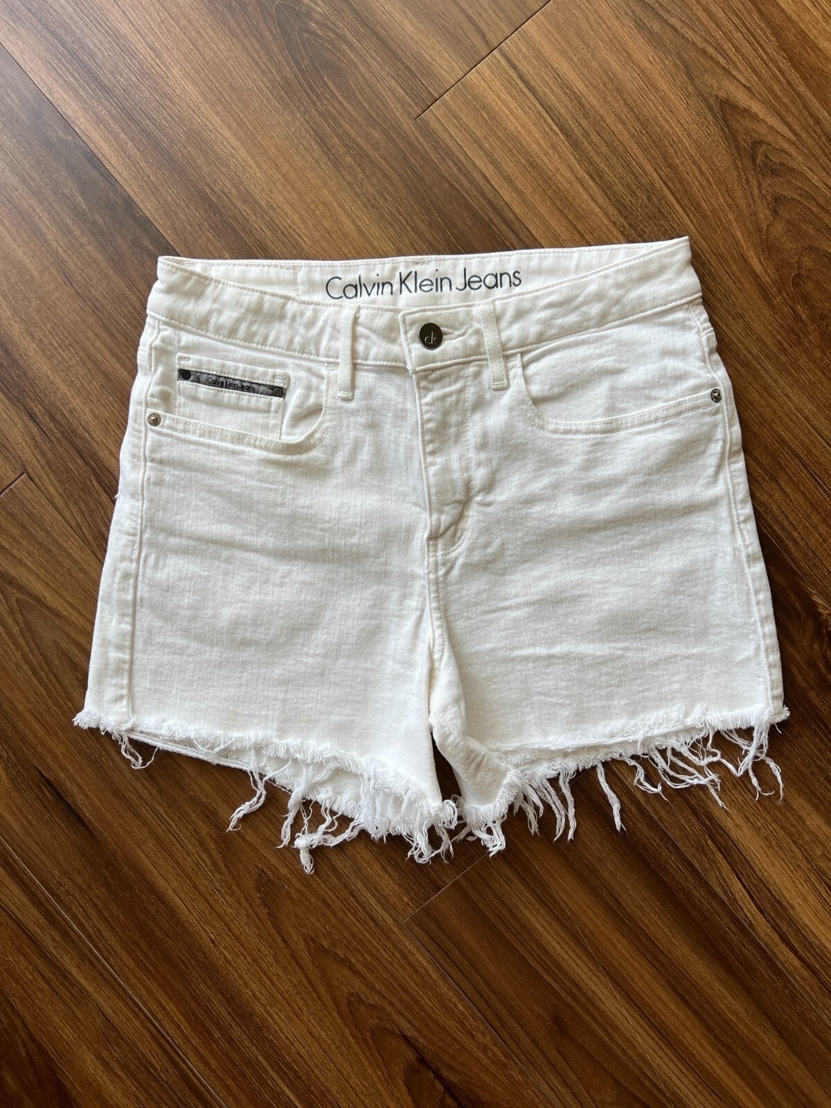 Un short denim calvin klein